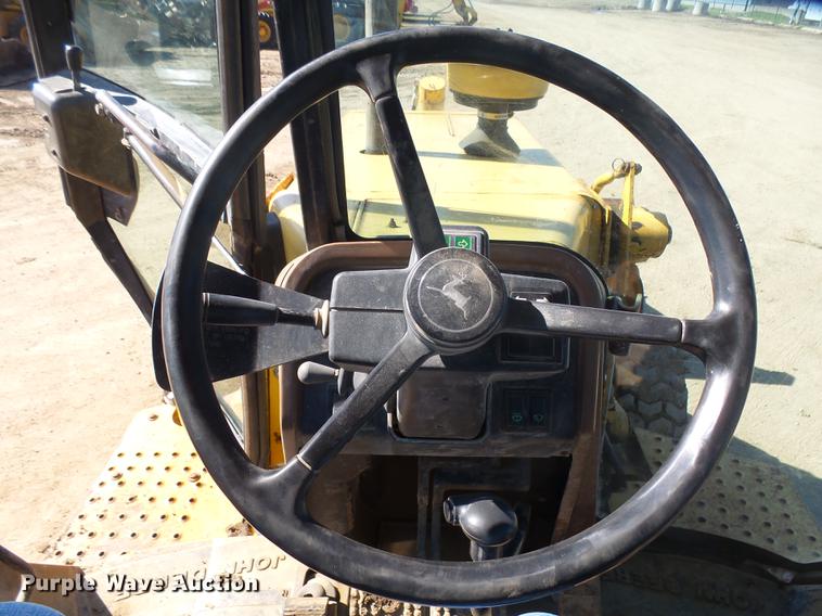 image for item EF9519 1996 John Deere 310D backhoe