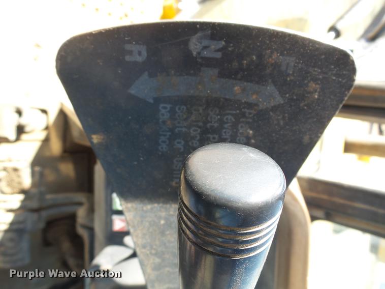 image for item EF9519 1996 John Deere 310D backhoe