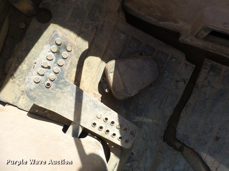 image for item EF9519 1996 John Deere 310D backhoe