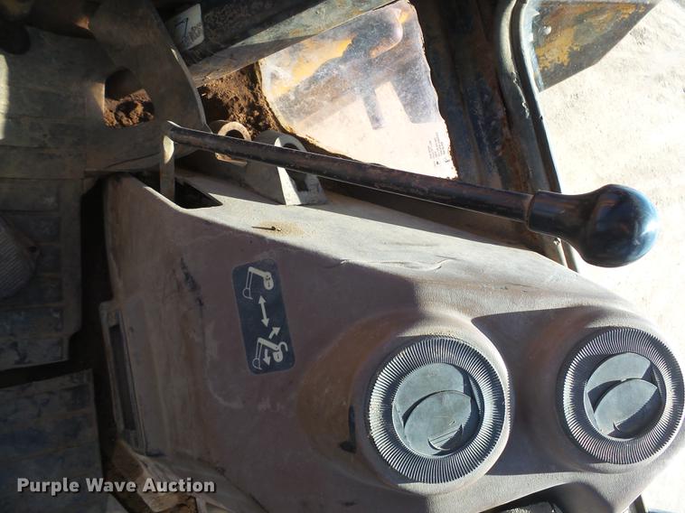 image for item EF9519 1996 John Deere 310D backhoe