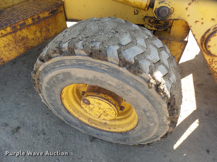 image for item EF9519 1996 John Deere 310D backhoe