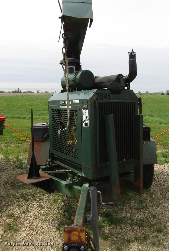 image for item EU9629 1997 Brush Bandit 250XP wood chipper