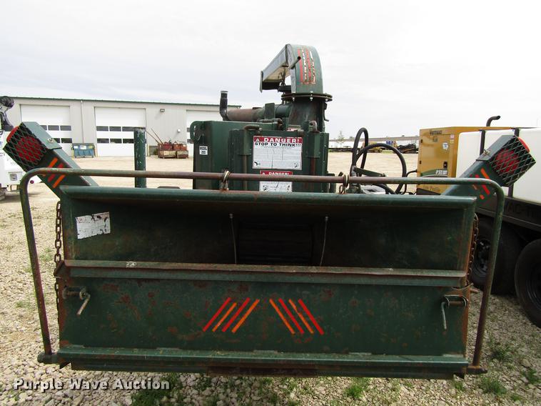 image for item EU9629 1997 Brush Bandit 250XP wood chipper