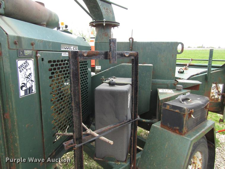 image for item EU9629 1997 Brush Bandit 250XP wood chipper