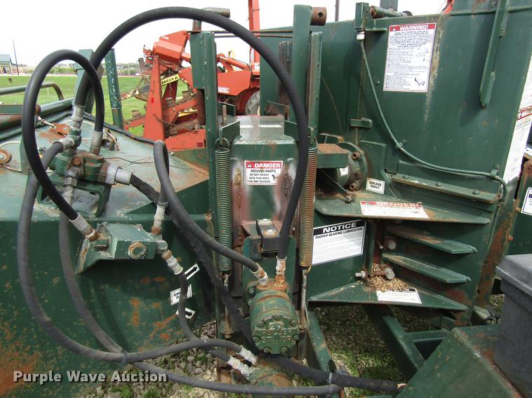 image for item EU9629 1997 Brush Bandit 250XP wood chipper