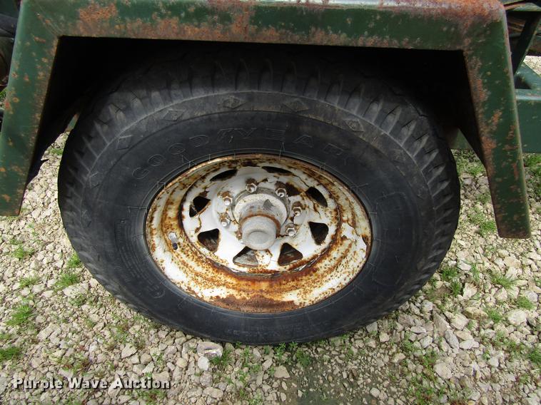 image for item EU9629 1997 Brush Bandit 250XP wood chipper