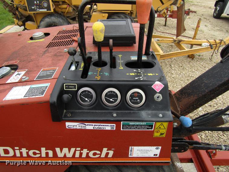 image for item EU9631 2000 Ditch Witch 255SX vibratory cable plow