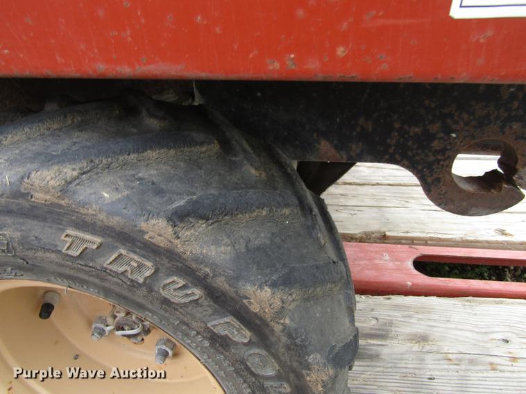 image for item EU9631 2000 Ditch Witch 255SX vibratory cable plow