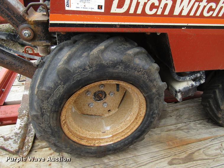 image for item EU9631 2000 Ditch Witch 255SX vibratory cable plow
