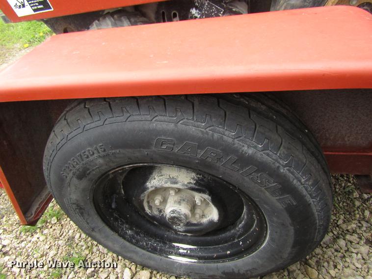 image for item EU9631 2000 Ditch Witch 255SX vibratory cable plow