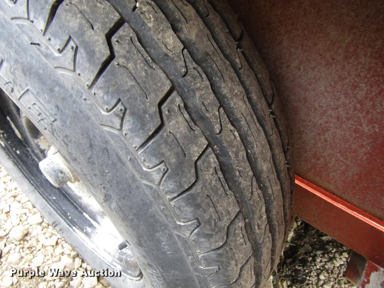 image for item EU9631 2000 Ditch Witch 255SX vibratory cable plow