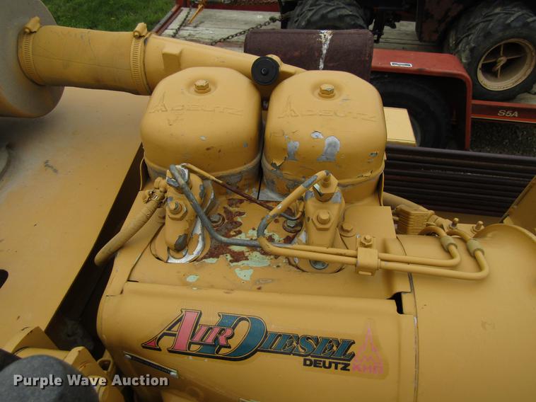 image for item EU9632 1989 Vermeer LM35 trencher