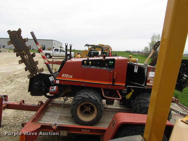 image for item EU9633 1999 Ditch Witch 410SXD trencher
