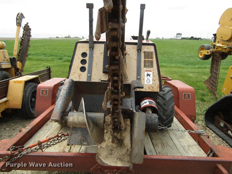 image for item EU9633 1999 Ditch Witch 410SXD trencher