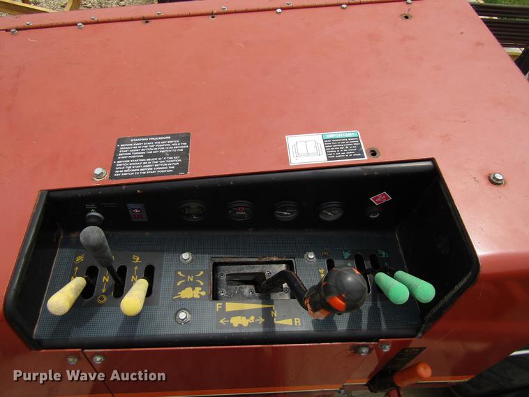 image for item EU9633 1999 Ditch Witch 410SXD trencher