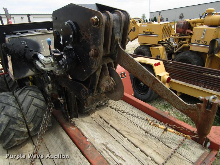 image for item EU9633 1999 Ditch Witch 410SXD trencher