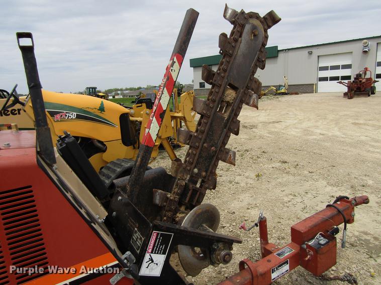 image for item EU9633 1999 Ditch Witch 410SXD trencher