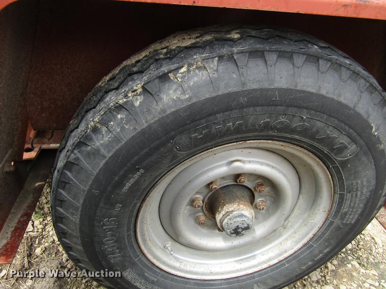 image for item EU9633 1999 Ditch Witch 410SXD trencher