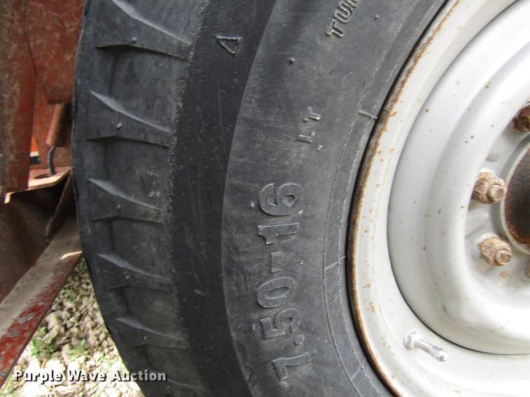 image for item EU9633 1999 Ditch Witch 410SXD trencher