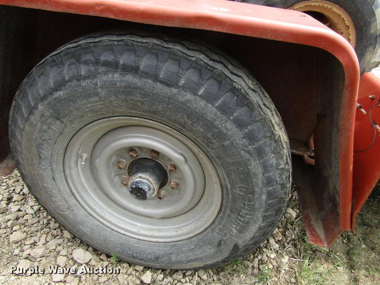 image for item EU9633 1999 Ditch Witch 410SXD trencher