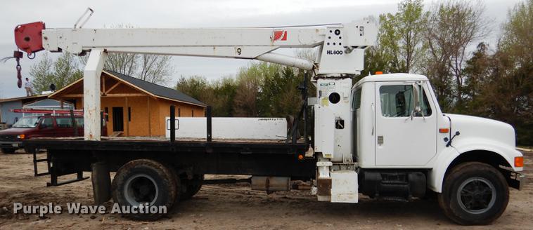 image for item FA9279 1991 International 4700 crane truck