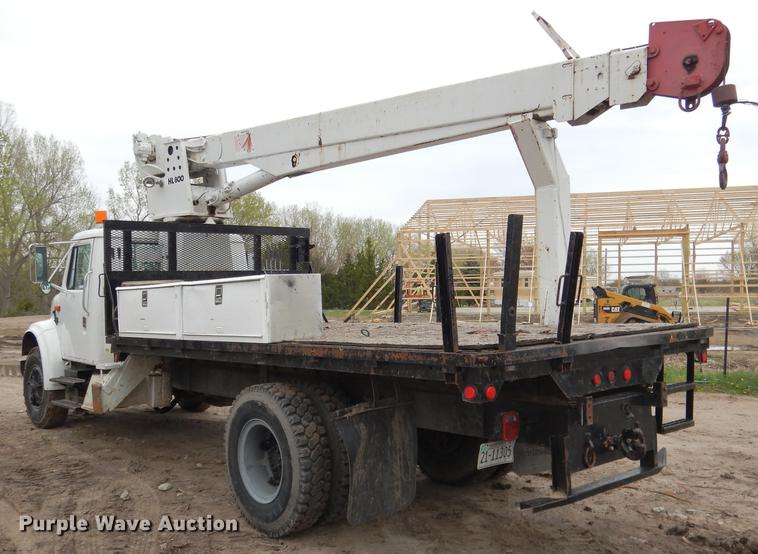 image for item FA9279 1991 International 4700 crane truck