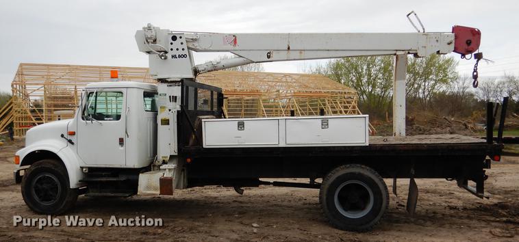 image for item FA9279 1991 International 4700 crane truck
