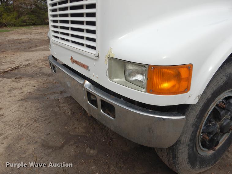 image for item FA9279 1991 International 4700 crane truck