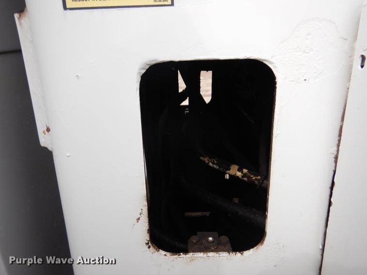 image for item FA9279 1991 International 4700 crane truck