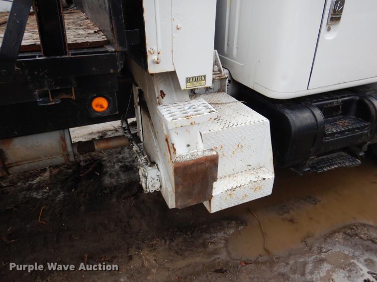 image for item FA9279 1991 International 4700 crane truck