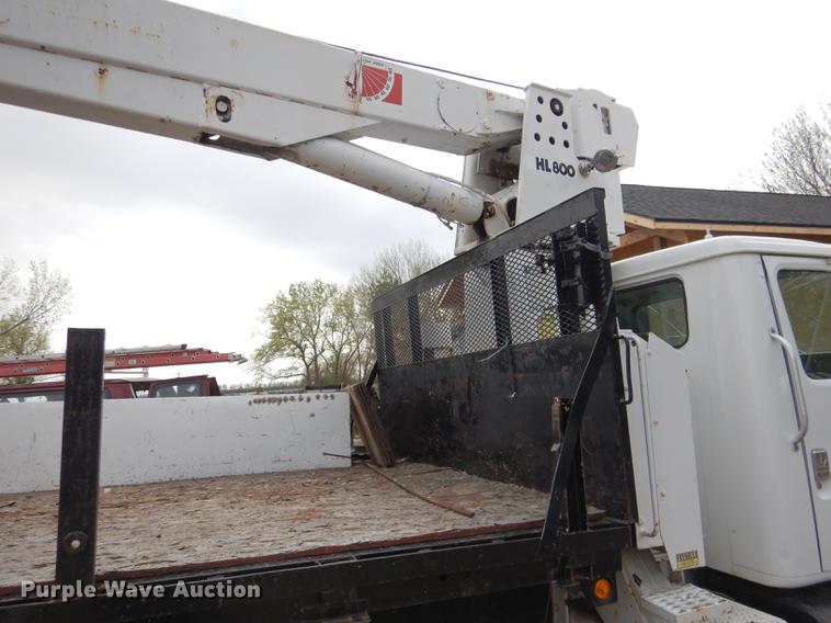 image for item FA9279 1991 International 4700 crane truck