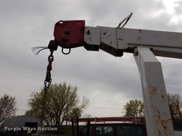 image for item FA9279 1991 International 4700 crane truck