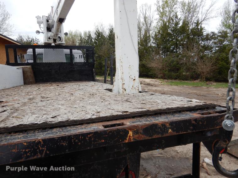 image for item FA9279 1991 International 4700 crane truck