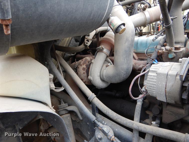 image for item FA9279 1991 International 4700 crane truck