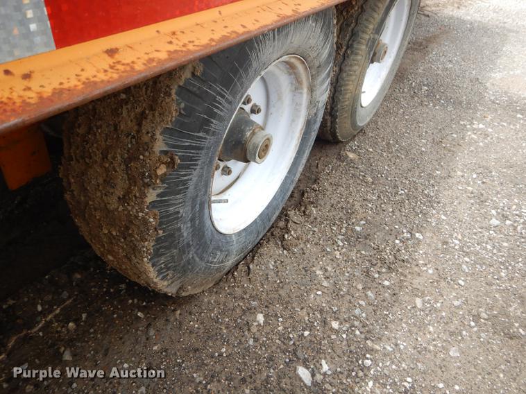 image for item FH9393 2002 Econoline tilt deck equipment trailer