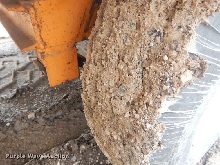 image for item FH9393 2002 Econoline tilt deck equipment trailer