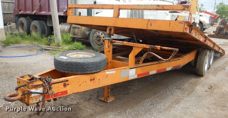 image for item FH9393 2002 Econoline tilt deck equipment trailer
