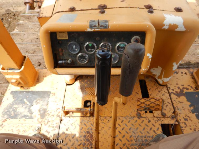 image for item FH9394 1991 Dresser TD-15C dozer