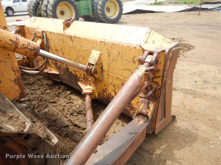 image for item FH9394 1991 Dresser TD-15C dozer