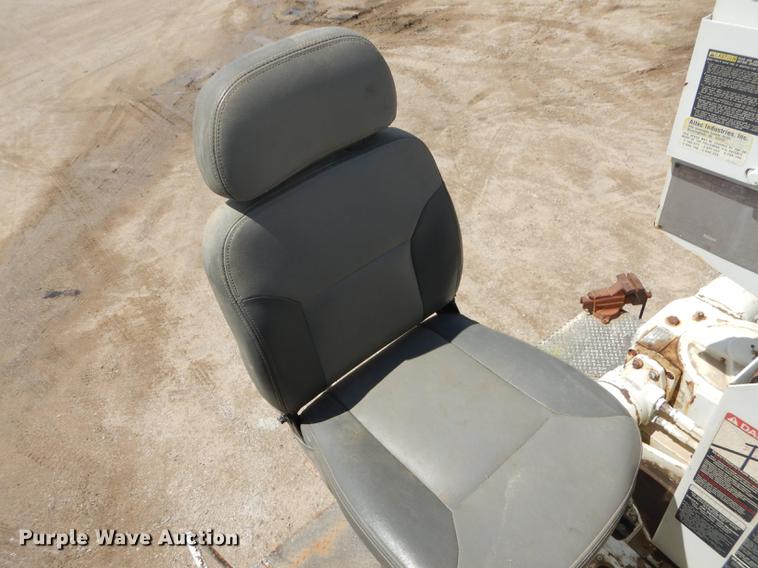 image for item FH9433 2001 International 4700 digger derrick truck