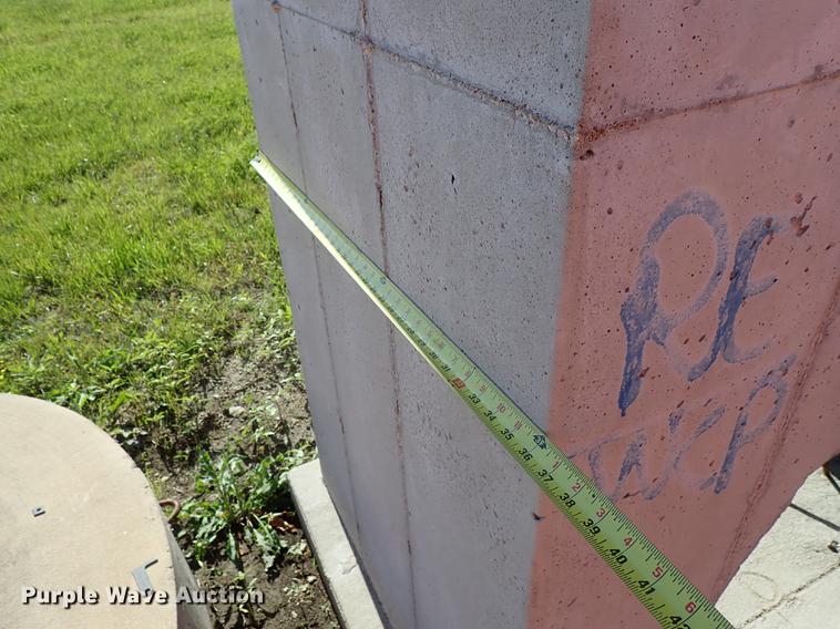 image for item FH9854 Concrete drainage pipe