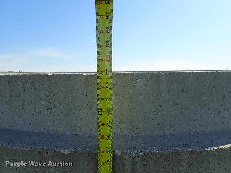image for item FH9854 Concrete drainage pipe