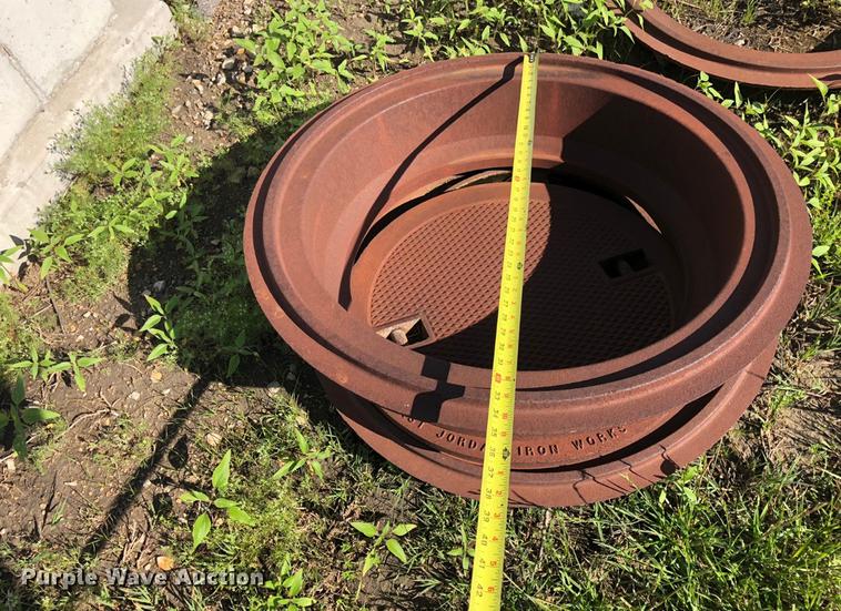 image for item FH9854 Concrete drainage pipe