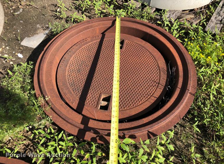 image for item FH9854 Concrete drainage pipe