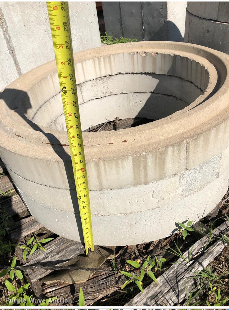 image for item FH9854 Concrete drainage pipe