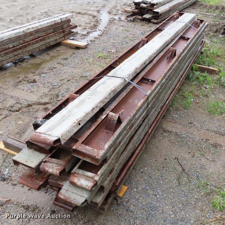 image for item FJ9046 (74) 10' x 6" concrete curb forms