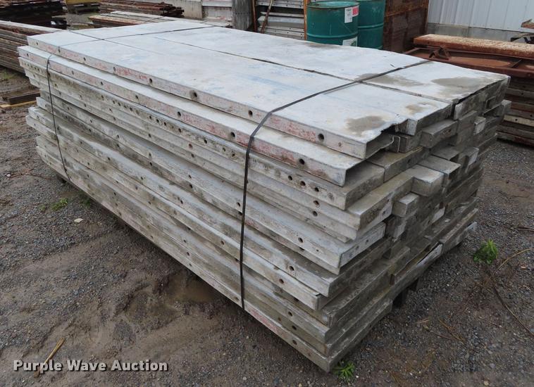 image for item FJ9047 (77) Western aluminum concrete forms