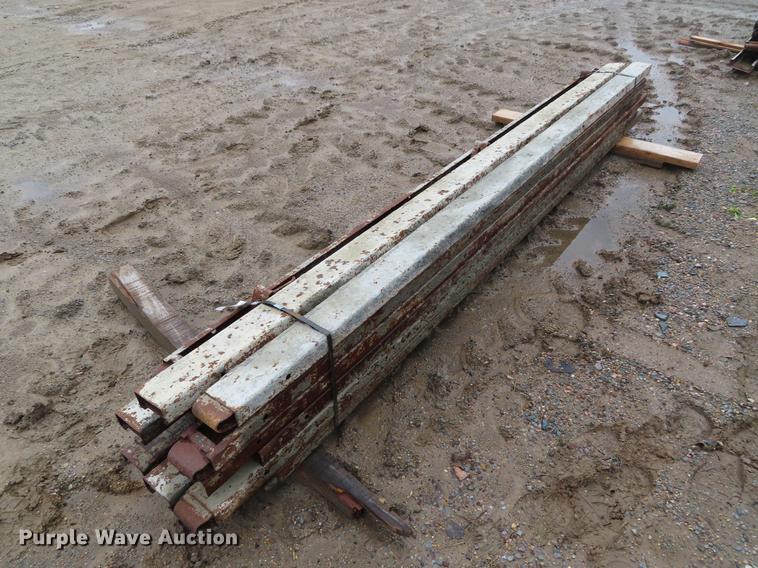 image for item FJ9049 (49) 10' x 4" concrete curb forms