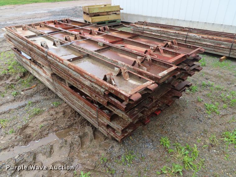 image for item FJ9050 (49) 10' x 12" concrete curb forms