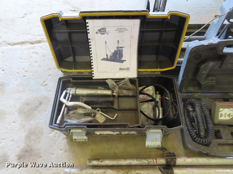 image for item FJ9063 2013 Somero Mini Screed C screed